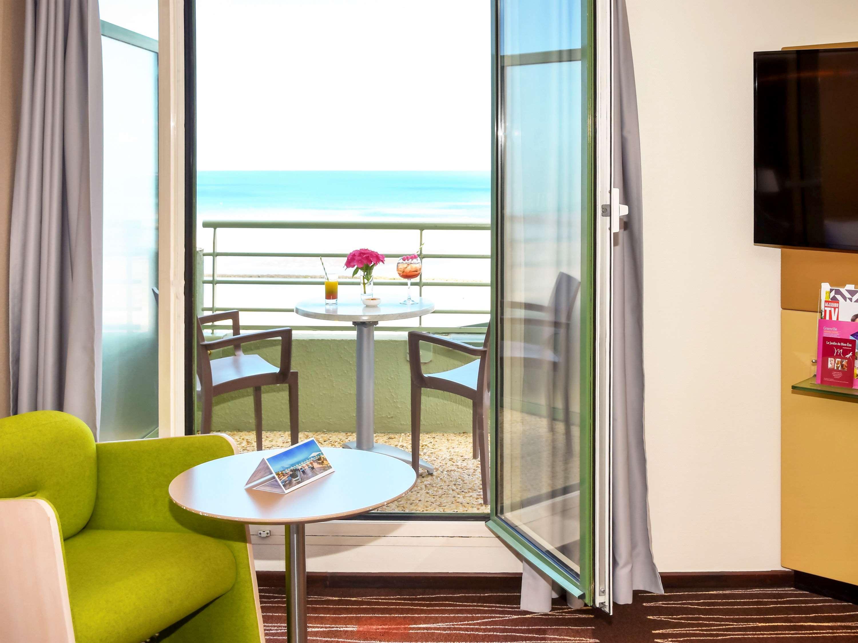 Mercure Granville Le Grand Large Exterior photo