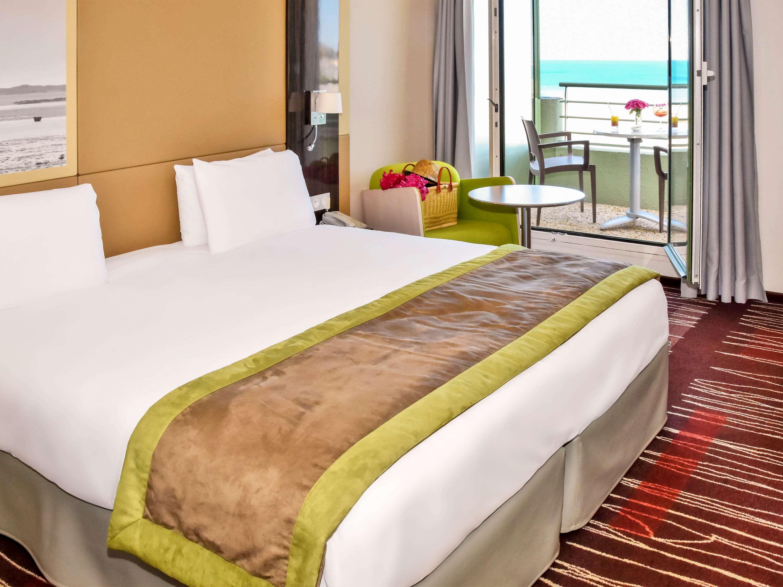 Mercure Granville Le Grand Large Exterior photo